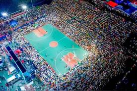 “村BA”的下半场图片