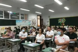 家长会变成“妈开会”，爸爸去哪儿？图片