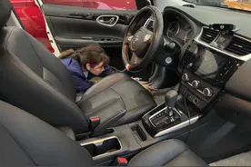 二手车“铁娘子”：她撕掉弱者标签，白手起家把车卖到50个城市图片