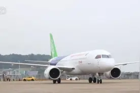 C919获签大单 未来二十年中国民用客机市场空间巨大图片