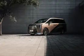 传祺M8宗师系列正式上市 售价26.98万元-34.28万元图片