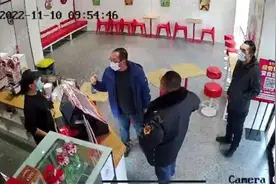 奶茶店没有先说扫码被责令停业，市监部门称“执法人员”是假冒，当地官方：正核实情况图片