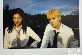 陈飞宇张婧仪曝花絮拍立得 二人对视甜蜜氛围拉满图片