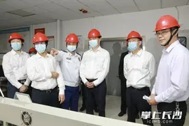 郑建新检查督导荷花园长沙电信大楼安全隐患整改工作图片