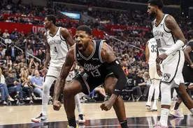 （体育）篮球——NBA常规赛：篮网胜快船图片