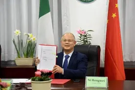 武汉科技大学公共艺术专业入选2022年上半年湖北省唯一获批中外合作办学项目图片