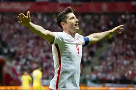 莱万终极一战欲破魔咒：不惟有超世之才，亦必有不拔之志丨卡塔尔·诸神黄昏图片