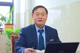 凝心聚力，夯实发展基础图片