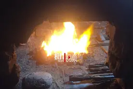 监利七旬老铁匠龚爱清：半个多世纪打造10多万件铁艺农具，期盼打铁手艺后继有人图片