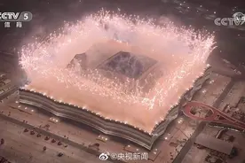 2022年卡塔尔世界杯开幕，历届吉祥物重现图片