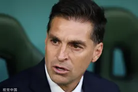 乌拉圭主教练“帅”上热搜，他曾是上海申花队外援图片