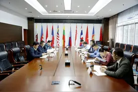 都安县县委书记一行到自治区农业农村厅座谈图片