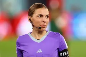 世界杯历史首位女主裁图片