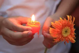 夜雨丨石春雷：迷失在亲人的泪雨滂沱（组诗）——致祭父亲去世一周年纪念日图片