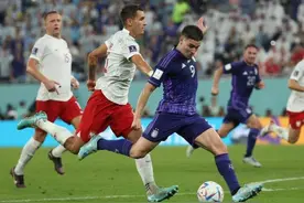 梅西小师弟不辜负“首秀先生”美名，第一次在世界杯首发就为阿根廷进球图片