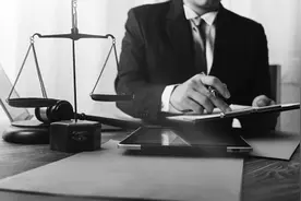 恼人的“炸街”摩托车该消停了图片