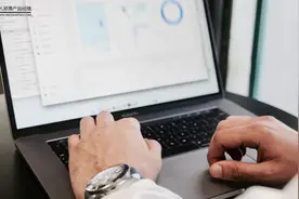 互金AI大模型对决：东方财富妙想PK同花顺问财图片