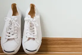 家门口的鞋子被拿了算偷吗？物业有权拆走我的鞋柜吗？图片