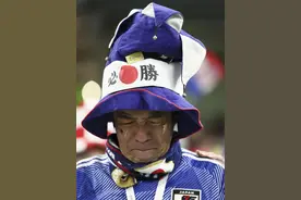 昨夜今晨：五星巴西4比1横扫韩国致敬球王贝利，神奇门将三扑点球气走日本队图片