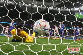 日本点球大战惜败克罗地亚图片