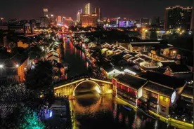 无锡城管发文鼓励“外摆经济”：方便顾客消费，提升商业氛围图片