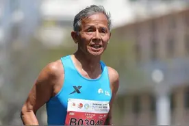 年轻时是“病秧子”体育测试没及过格！73岁的徐州大爷却在15年里跑了100个“全马”图片