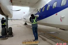 甘肃今秋降水量近20年最少 气象部门启人工增雨（雪）修复生态图片