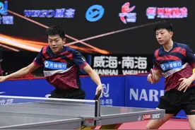 山东鲁能、深圳大学分获乒超联赛第一阶段男女团头名图片