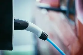 车企纷纷OTA升级“御寒”，电动车怕冷“宿命”何时能解决？图片