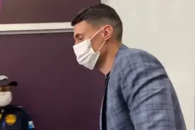 掌声雷动！蒂特返回巴西国内，受到接机球迷的热烈欢迎图片