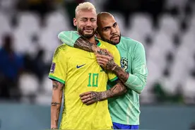 内马尔泪别世界杯：最痛苦的失败，但我已倾其所有图片