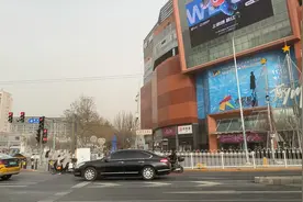 网约车司机穿越寒冬：跑闪送、拍短视频，等待春运来爆单图片