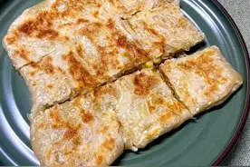 10分钟平底锅爆浆香蕉饼，趁热吃太治愈了！图片