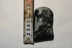 火流星坠落 “天外来物”该归属于谁？砸到人了咋办？图片