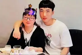 “你长得很像我儿子！”这场“催泪奇缘”后续太暖...图片