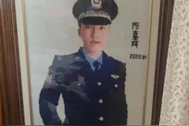 “你像我牺牲的儿子！”商场偶遇后，故事没有按剧本发展图片