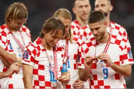 莫德里奇世界杯告别战 克罗地亚胜摩洛哥获季军图片