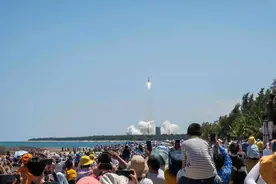 在无数的枯燥间，建设中国天宫｜2022·拼过图片