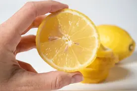 口感偏酸≠维生素C含量高，水果top10榜单来啦图片