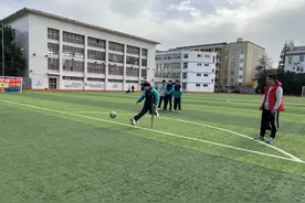 宁波“拐杖少年”董林：“运动让我非常开心”图片