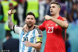 梅西和他的“保镖”们图片