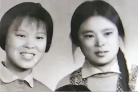 那无尽的岁月都沐浴在熔金般的光焰之中图片