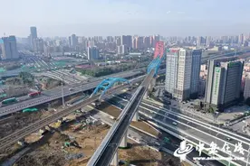 合肥金寨路改造下穿沪蓉铁路、合福高铁桥孔工程全线通车图片