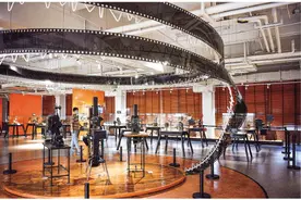 几经跌宕起伏 “总有办法”重生 “老西影”新突围图片