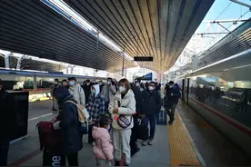 事关春节返乡出游、放假开学、节后返岗……春运工作方案来了！图片