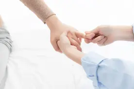 “中招”后不适，试试穴位按摩图片