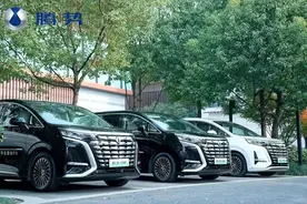 乘势而上 试驾腾势D9 DM-i四驱版图片