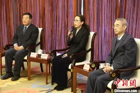 中国官方：目前还没有在华外籍人员反映新冠感染后就医困难图片