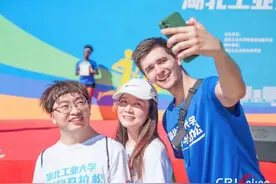 （十年•我与中国）俄罗斯青年马可：“在中国学习一定会给我更多机会”图片