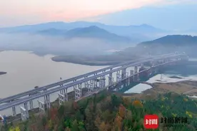 城开高速通至城口县城 重庆实现“县县通高速” 高速公路通车里程突破4000公里图片